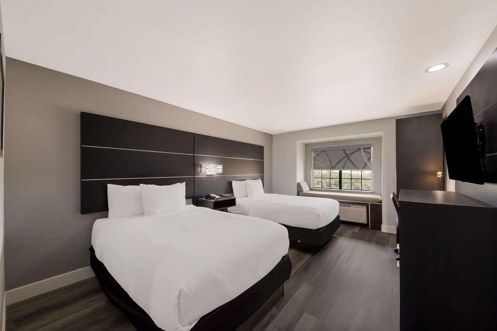 Best Western Seaworld San Antonio Room photo